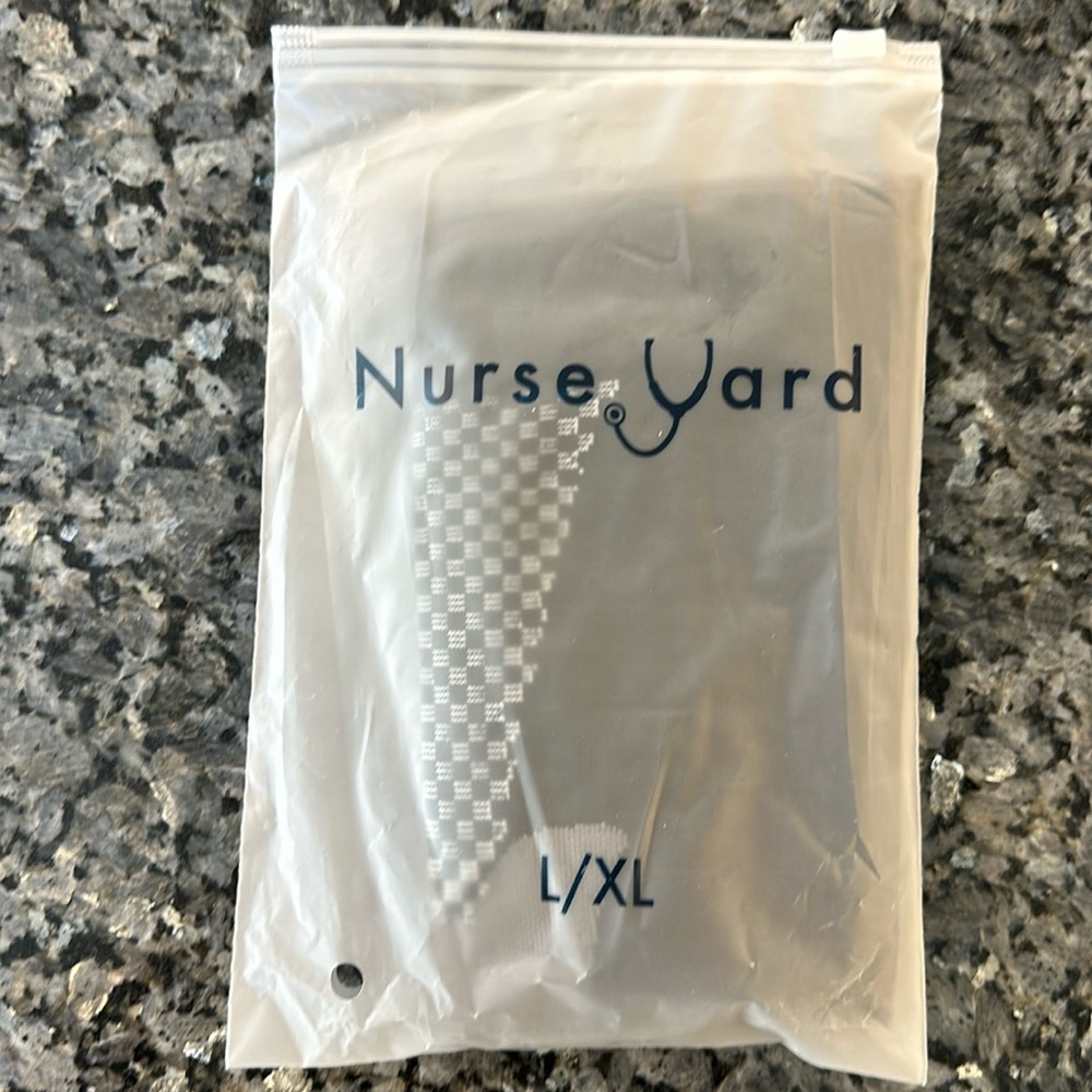 Nurse Yard Compression Knee High Socks, L/XL